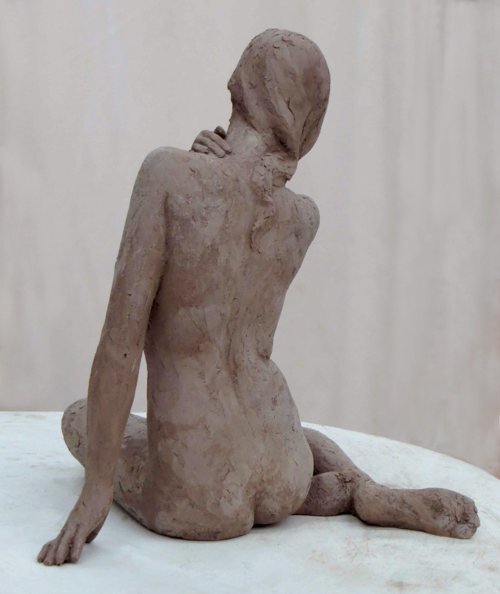 Sculpture - Samantha assise dos