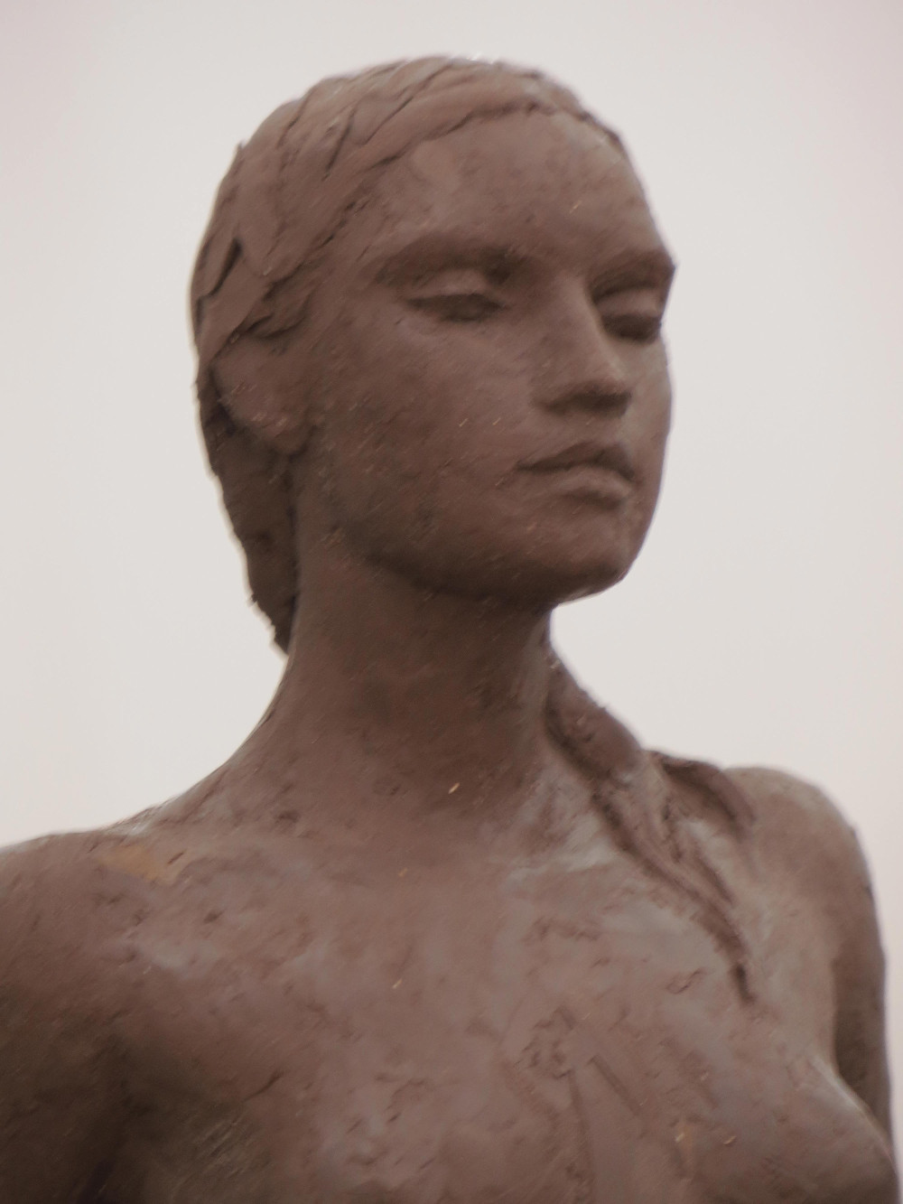 Sculpture - samantha debout visage